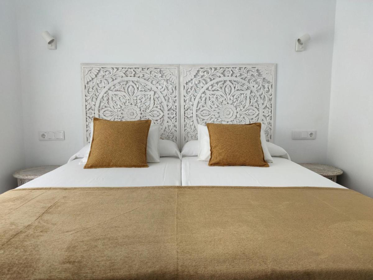 La Posada De Lola - Adults Only Otel Bolonia Dış mekan fotoğraf