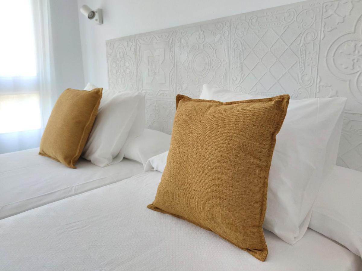 La Posada De Lola - Adults Only Otel Bolonia Dış mekan fotoğraf
