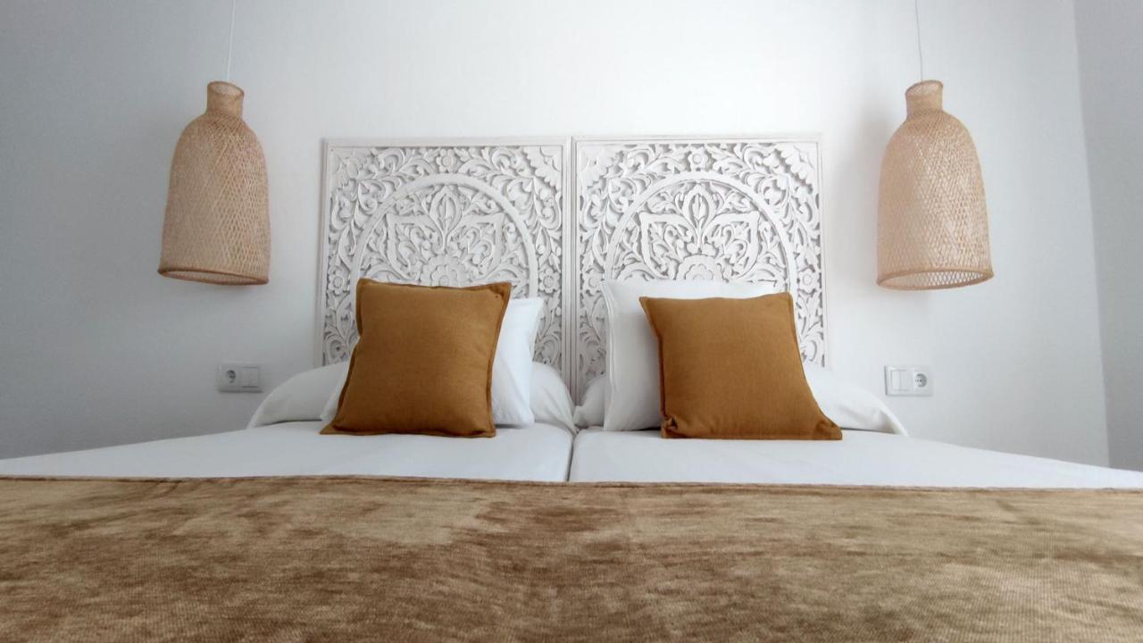 La Posada De Lola - Adults Only Otel Bolonia Dış mekan fotoğraf