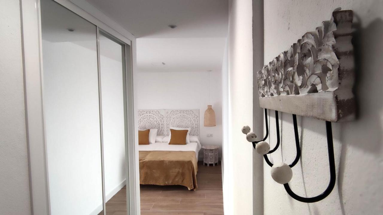 La Posada De Lola - Adults Only Otel Bolonia Dış mekan fotoğraf