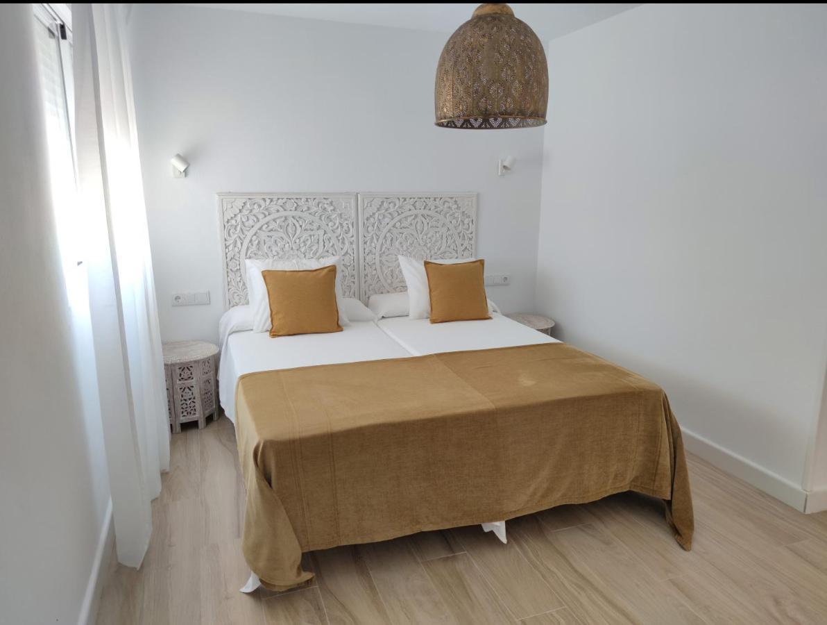 La Posada De Lola - Adults Only Otel Bolonia Dış mekan fotoğraf