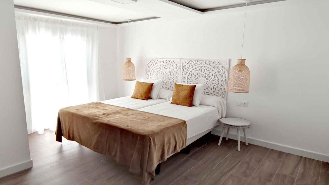 La Posada De Lola - Adults Only Otel Bolonia Dış mekan fotoğraf