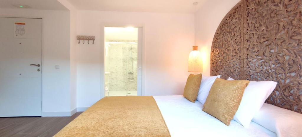 La Posada De Lola - Adults Only Otel Bolonia Dış mekan fotoğraf