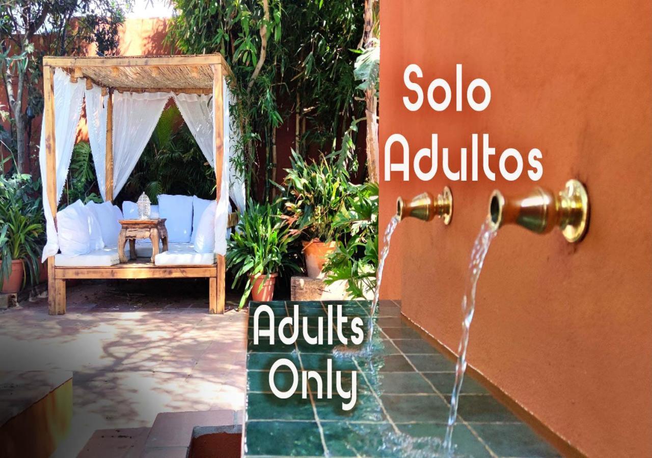 La Posada De Lola - Adults Only Otel Bolonia Dış mekan fotoğraf